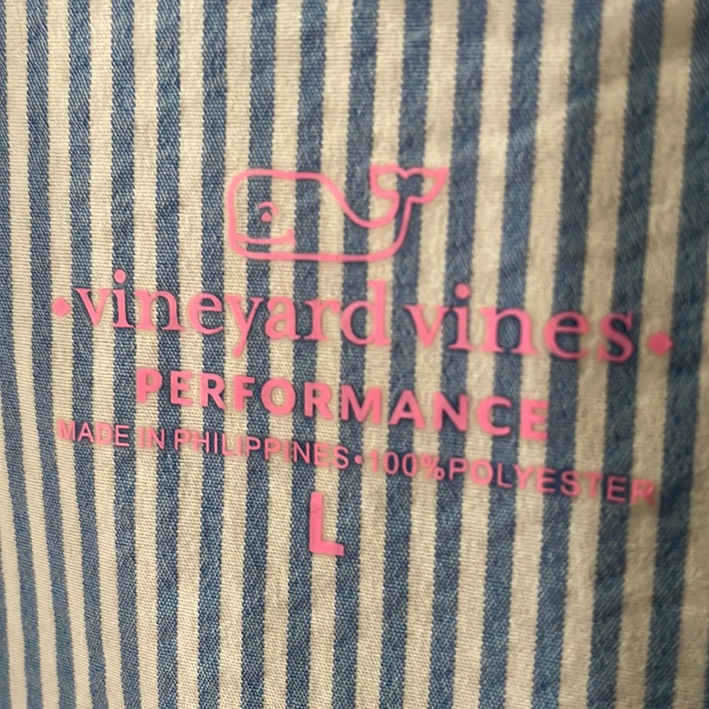 VINEYARD VINES Large Seer Sucker dress with flutter sleeves